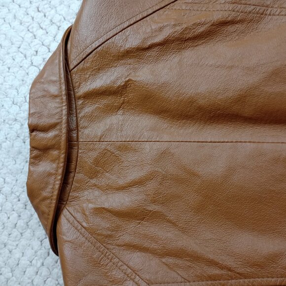 Tan Faux-Leather Jacket (Women’s S) — Chic Transitional Layer - Picture 14 of 15